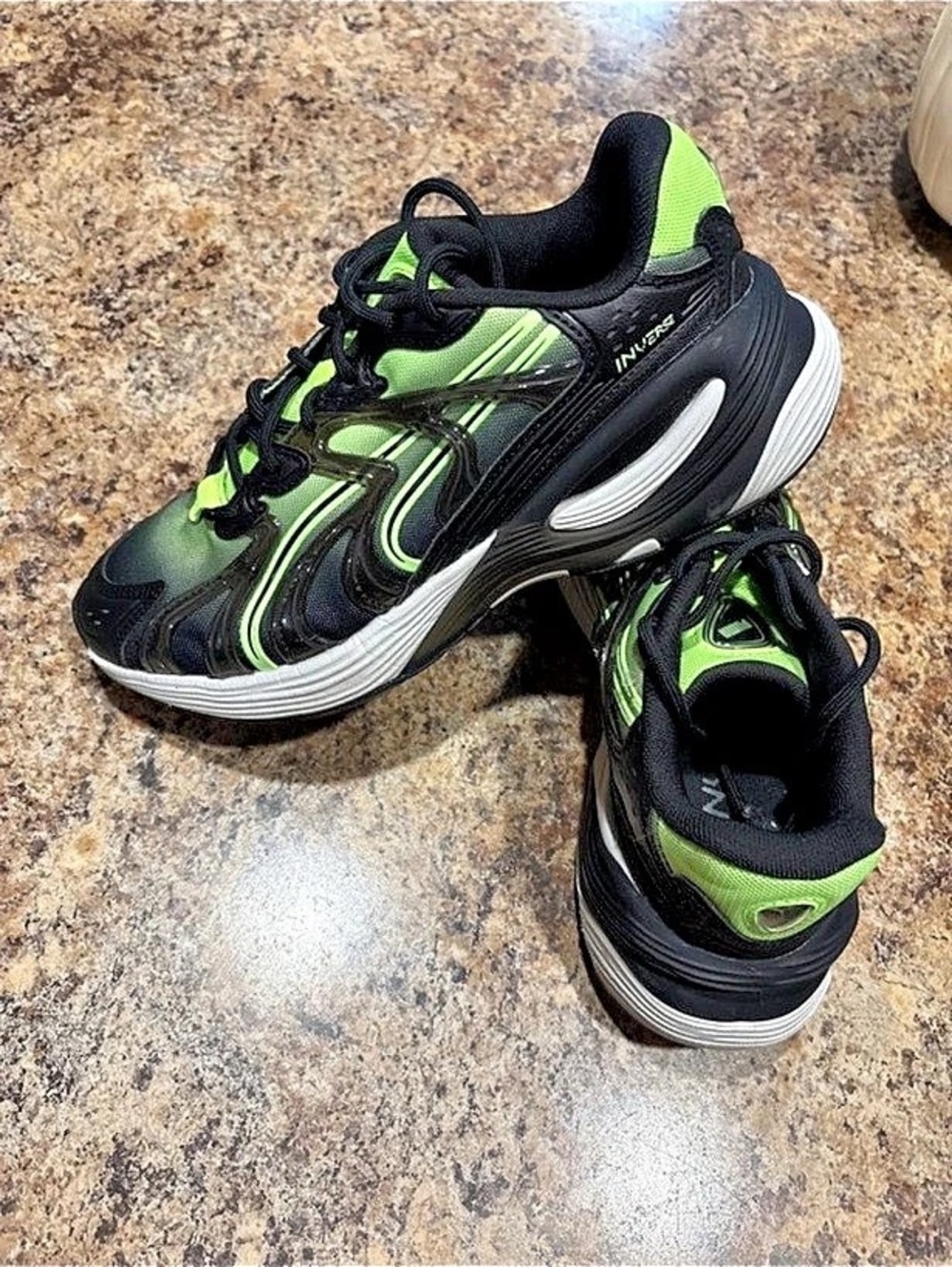 Skechers D'Lites boys Sneakers US 7 Black Green